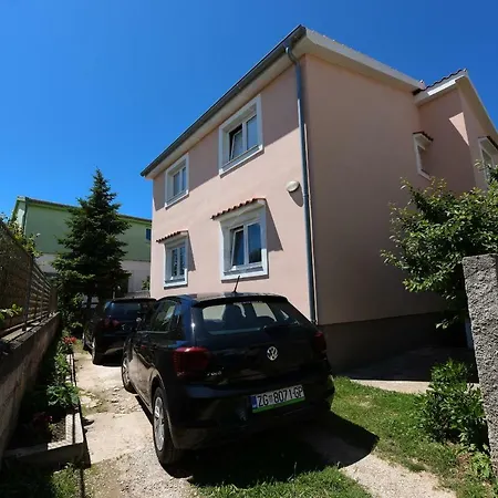 Monika - Private Terrace & Parking *