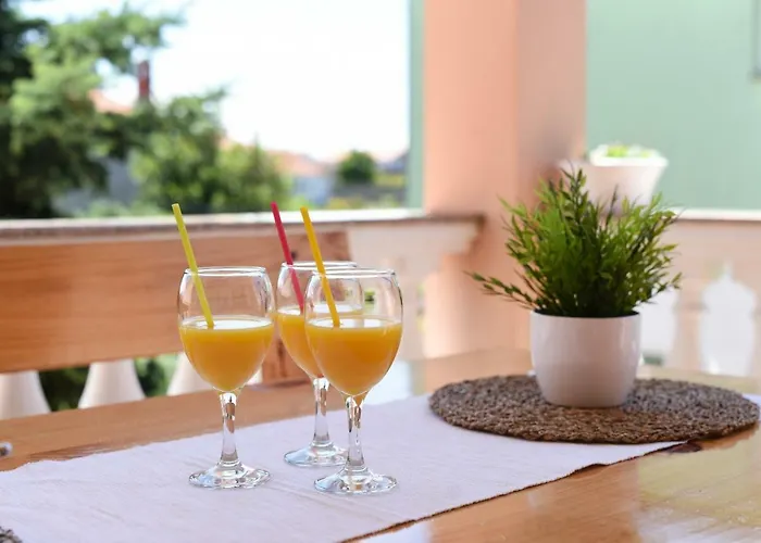 Monika - Private Terrace & Parking