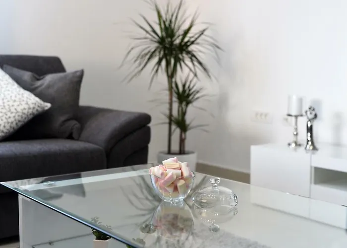 Monika - Private Terrace & Parking Апартаменты Задар