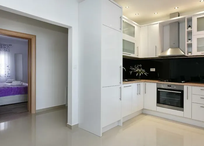 דירה Monika - Private Terrace & Parking *