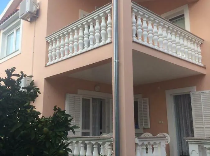 Monika - Private Terrace & Parking דירה זאדאר